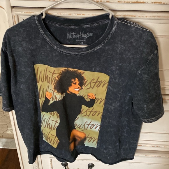Witney Houston vintage style crop top - Picture 2 of 8